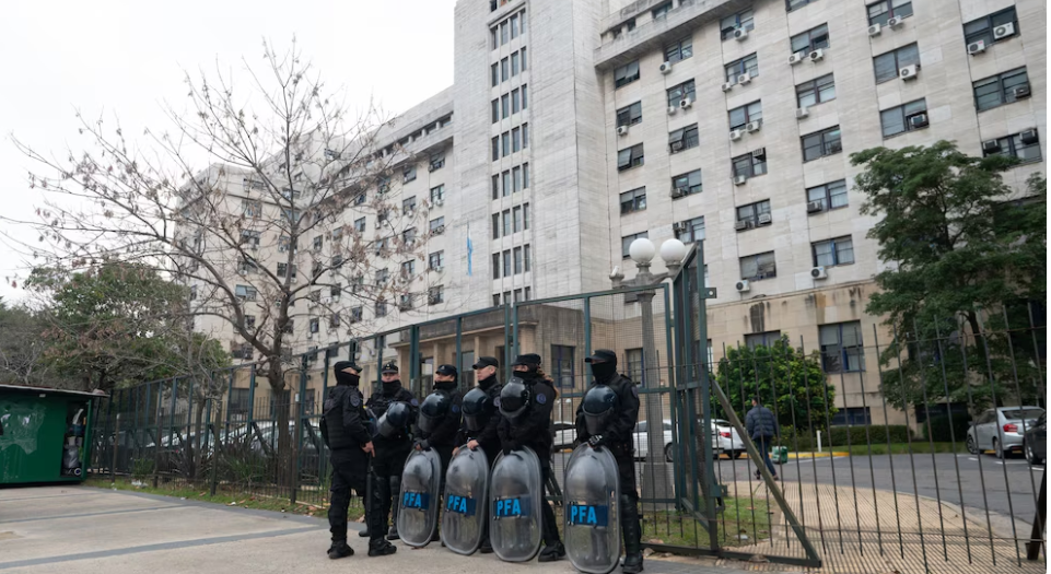El PJ define la logística de la marcha en apoyo a Cristina mientras crece la tensión política y judicial