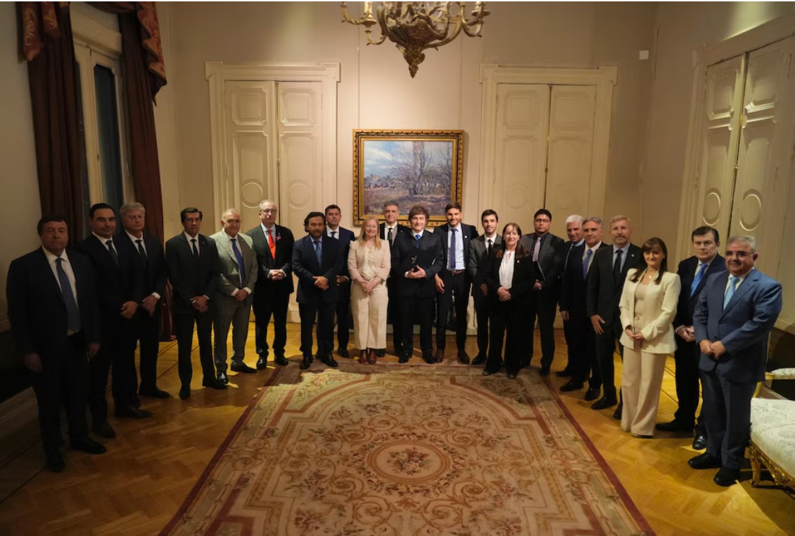 El Gobierno apuesta al Congreso y a los gobernadores para recuperar la agenda y contener la crisis fiscal