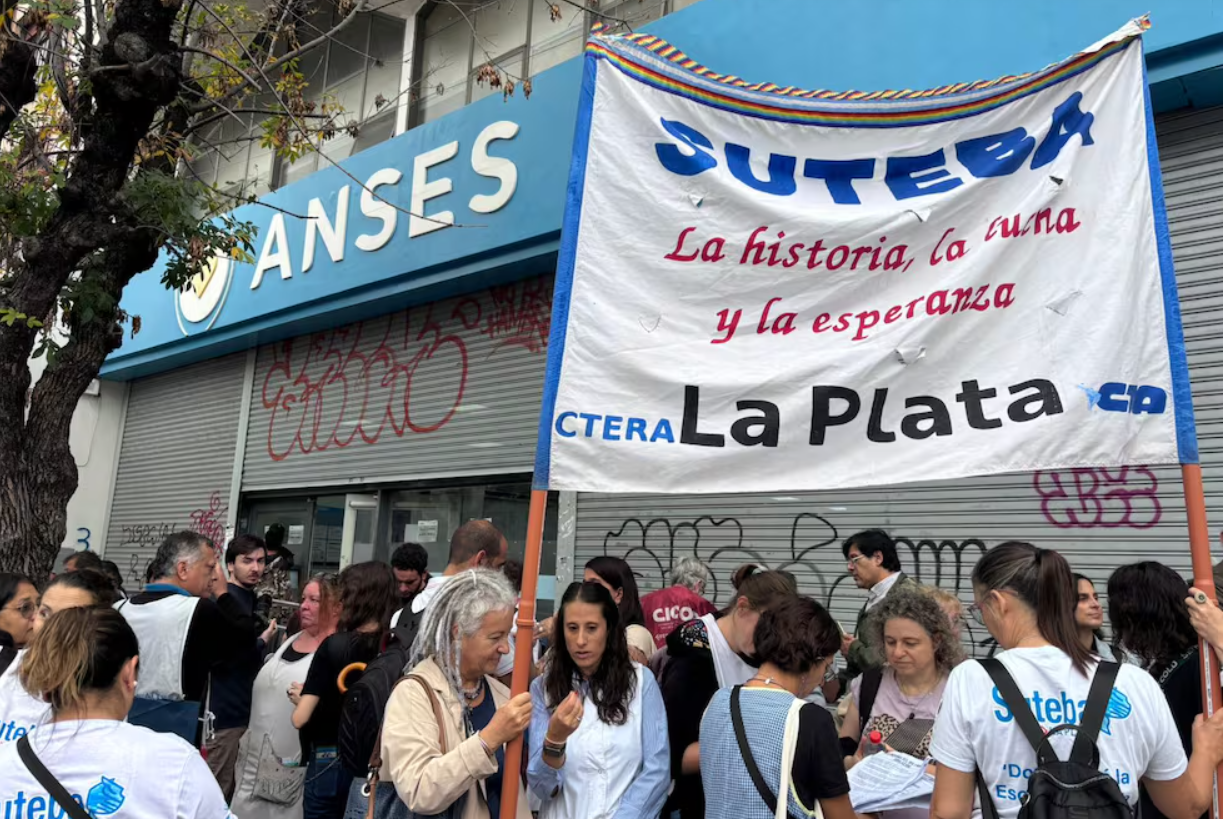 Kicillof vuelve a la Corte Suprema por la deuda previsional y apuesta a un fallo que presione a Nación