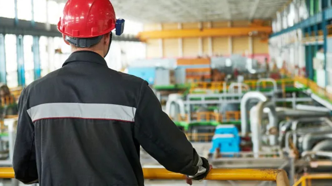 La industria sigue en alerta: una de cada dos empresas señala la caída del consumo como su principal problema