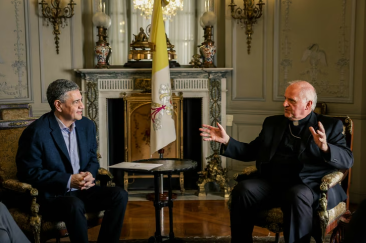 Jorge Macri anunció un principio de acuerdo para postergar la Marcha del Orgullo por la visita del papa León XIV