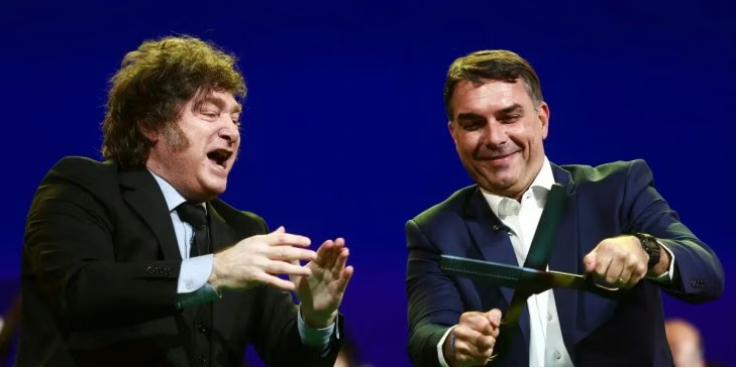 Milei celebró el triunfo de Flavio Bolsonaro sobre Lula y anticipó una nueva relación con Brasil